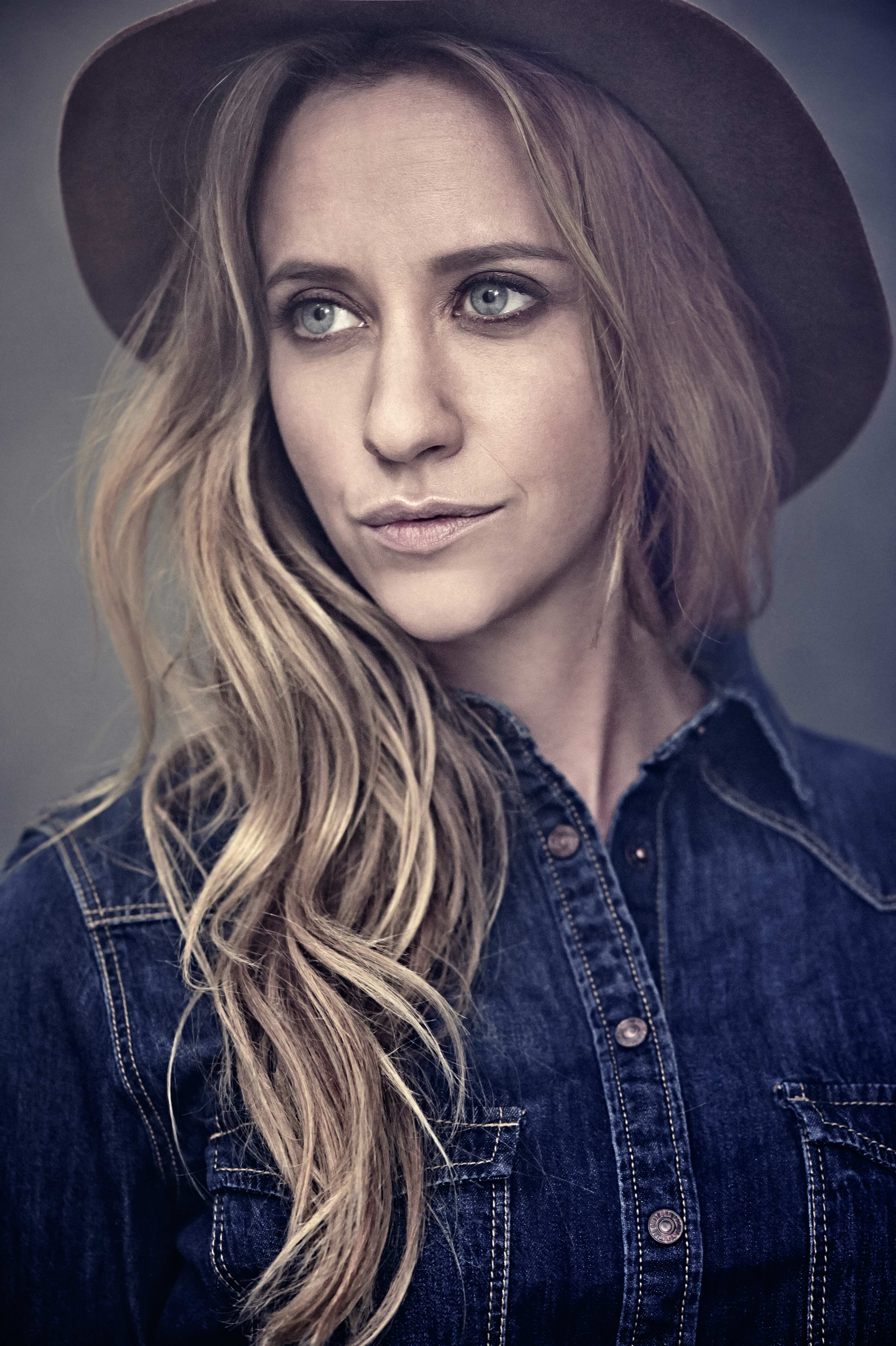 Die Schweizer Sängerin Anna Känzig