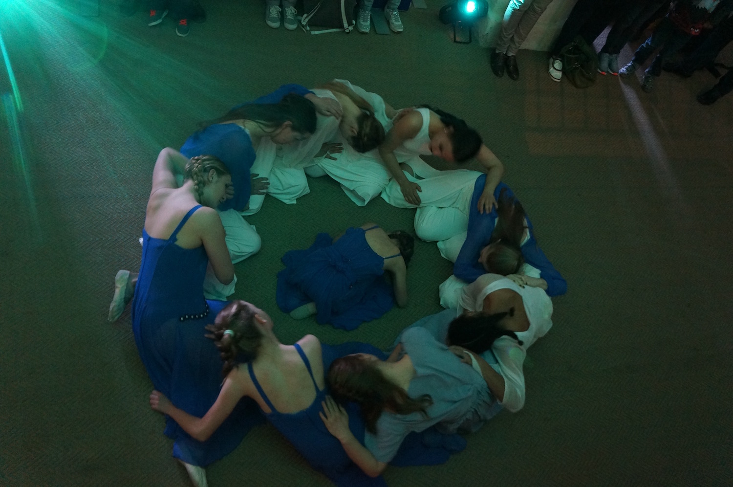 Nymphen der Musikschule Kreuzlingen schwammen durch das Seemuseum.