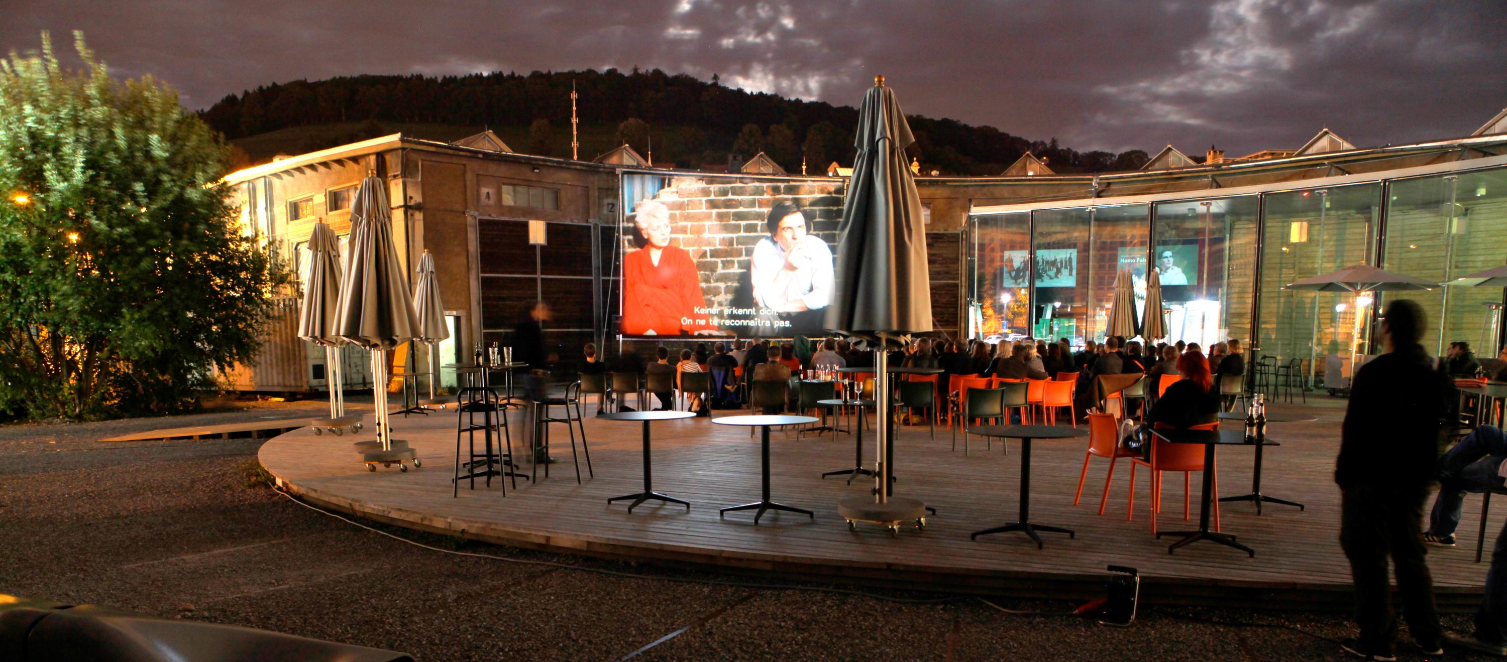 Open Air Kino in Kinok: Ménage à Trois