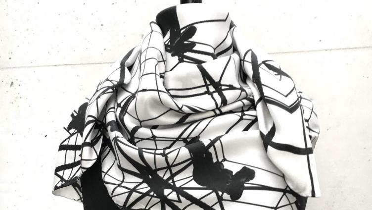 Seidenfoulard von Andrea Gehri