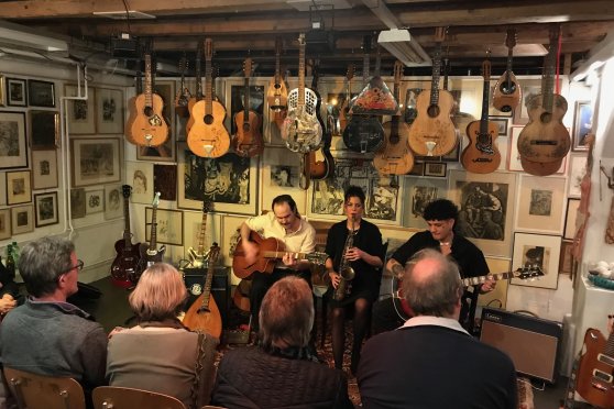 Scaraband