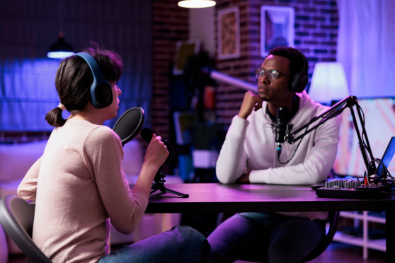 Produziere deinen eigenen Podcast