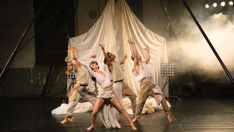 Samar by Rigolo - Tanz- und Objekttheater