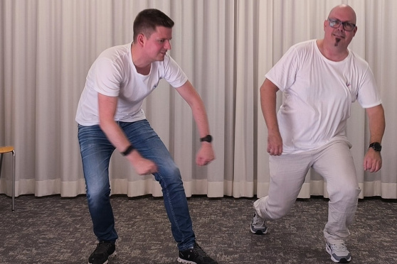 Bühne77 meets Improtheater von Pascal Spycher und Roger Menzi