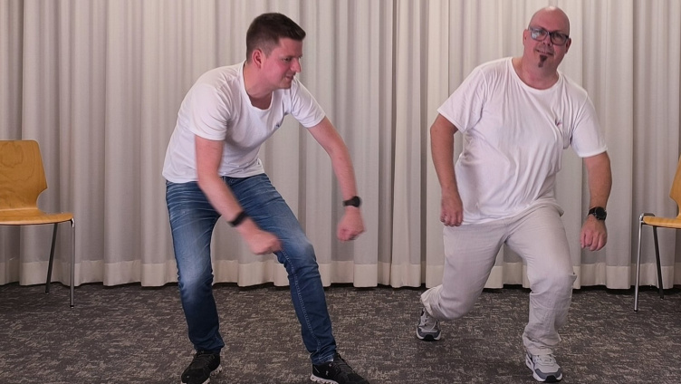 Bühne77 meets Improtheater von Pascal Spycher und Roger Menzi