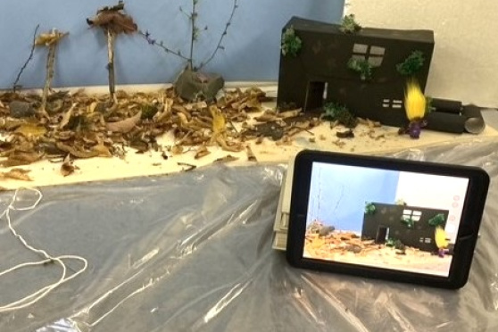 Und Action! Es wird ein Film in Stop-Motion-Technik erstellt.