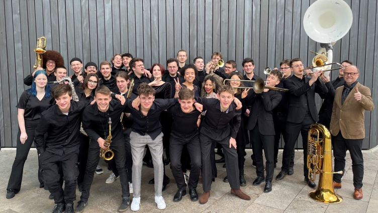 umsonst & draußen - Landes-Jugend-Jazz-Orchester