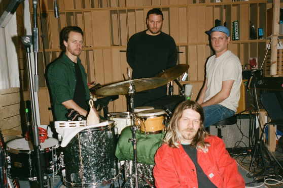 Mnevis, psychedelischer Indierock