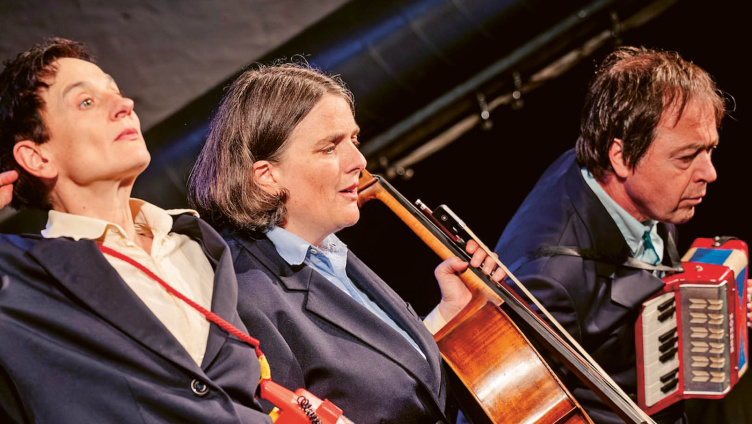 Theater Sgaramusch – Schneewittli