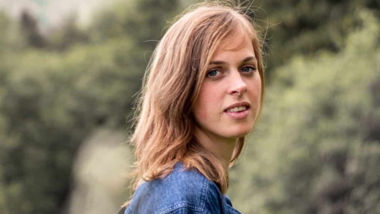 Ella Tide