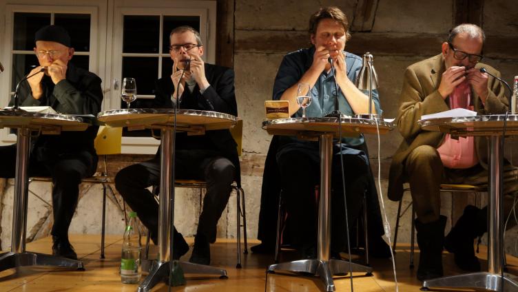 Poetisch kuriose Abschieds-Lesung