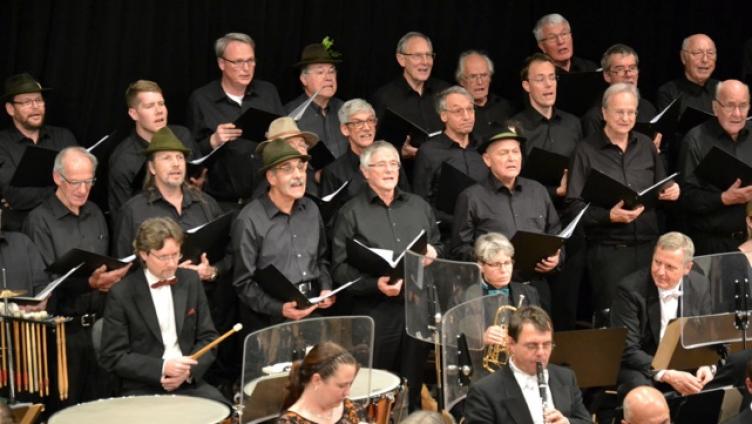 Unvergessliches Erlebnis für zwei Laienchöre