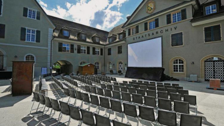 Ein freier Himmel für Cineasten