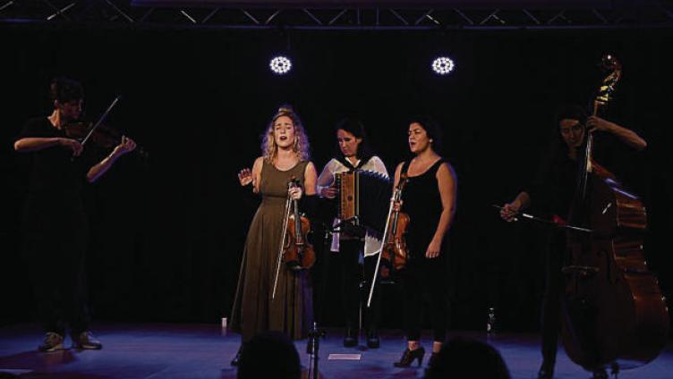 Renate grüsst das Universum