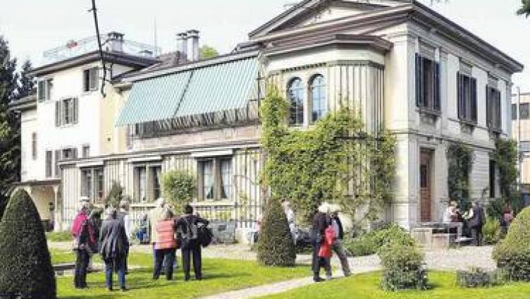 Ansturm vor der Kunstpause