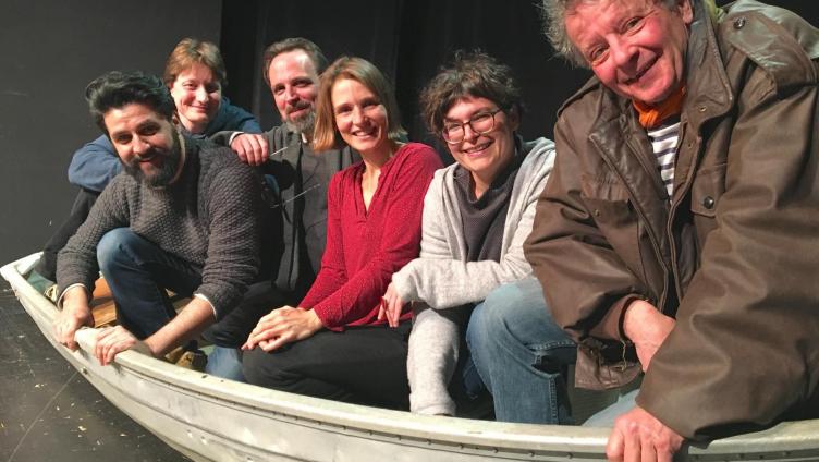 Auf dem Weg zum kleinen Stadttheater?