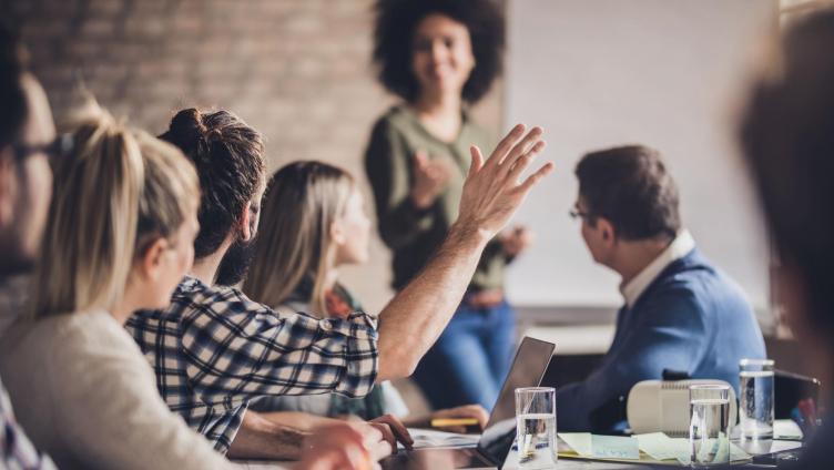 Hilfe für Vereinsmacher:innen