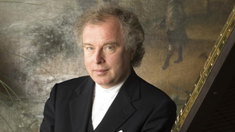 András Schiff zum Sir ernannt