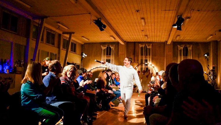 Multidimensionales Heim-Weh