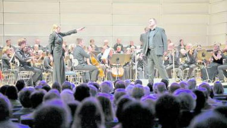 Wenn das Podium zur Bühne wird