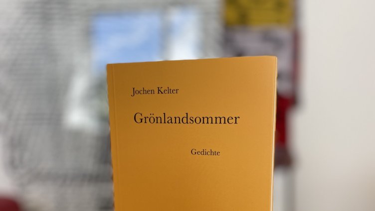 Zwischen den Versen ein Roman