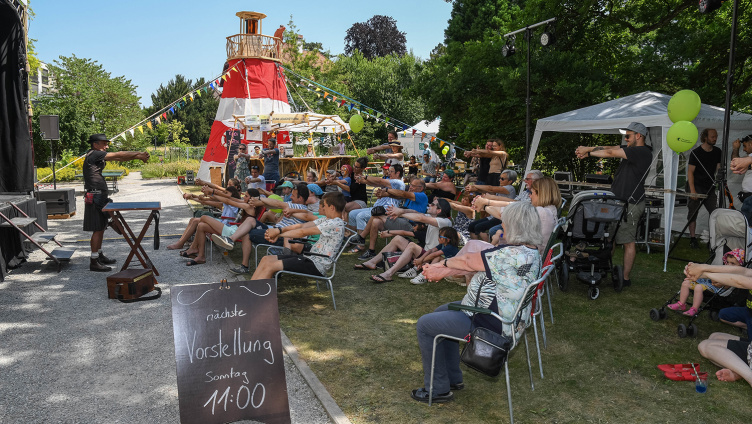 Frauenfeld feiert Mitsommer – mit begehbarem Oktopus